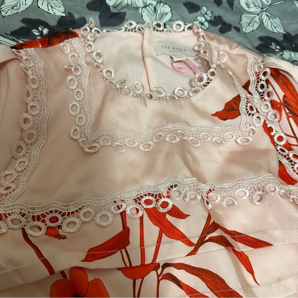 NWT - Ted Baker London Fantasia Lace Trim Mini Dress in Size 3 (US 8) - Picture 9 of 12